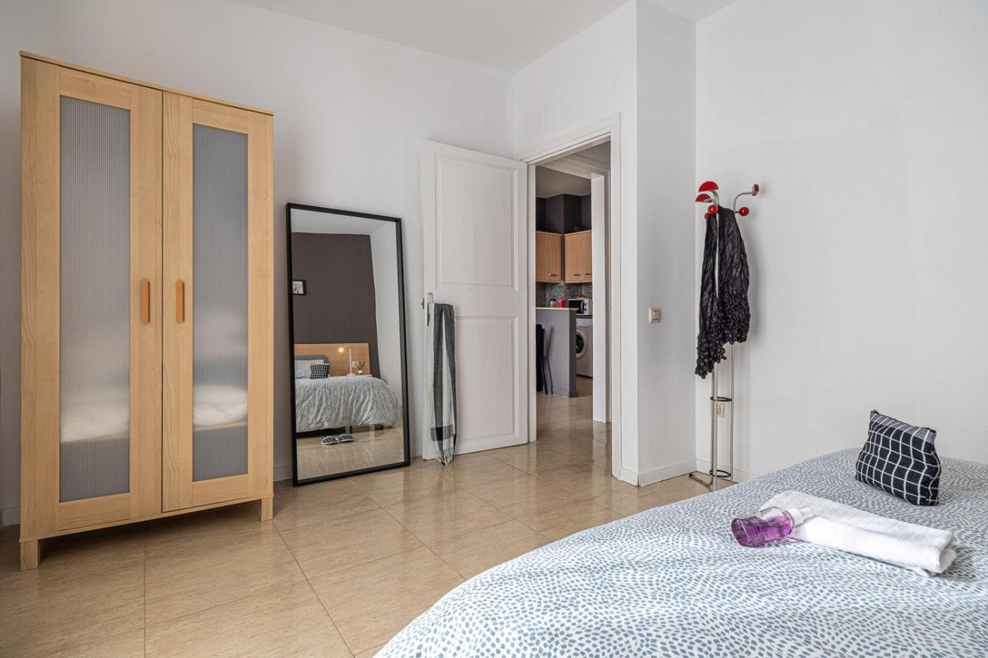 Urban Center Apartments Tarragona Esterno foto