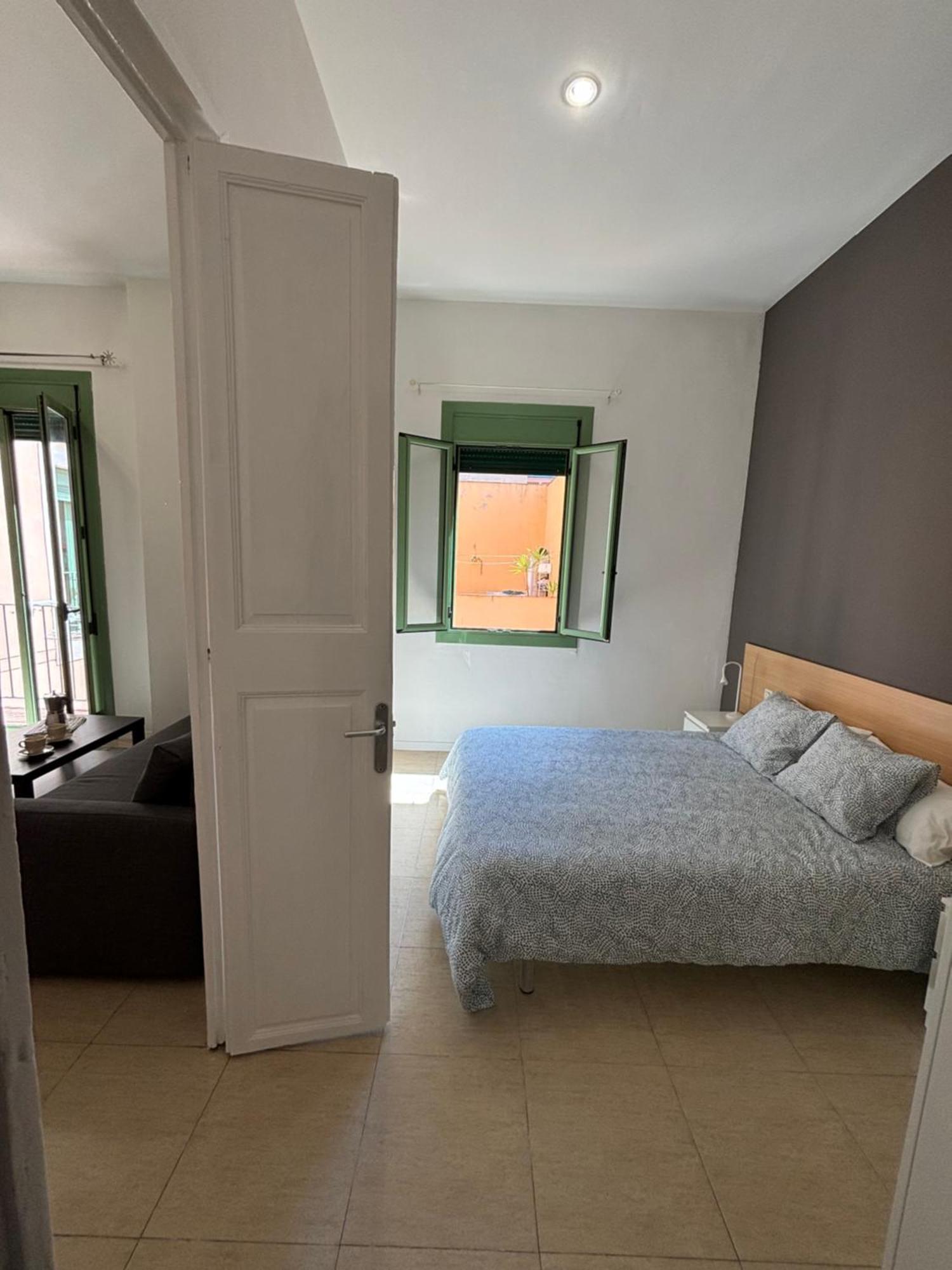 Urban Center Apartments Tarragona Esterno foto