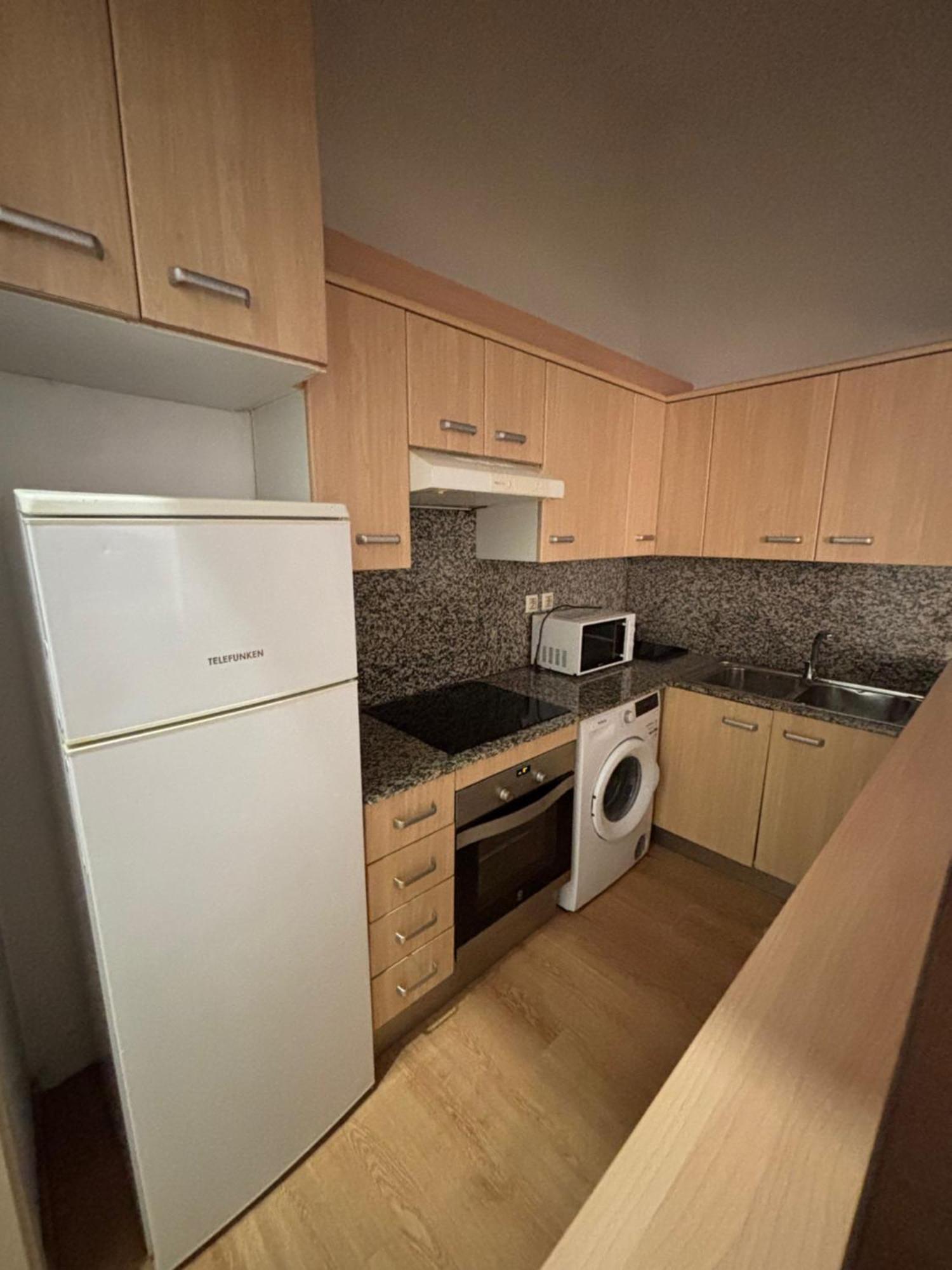 Urban Center Apartments Tarragona Esterno foto