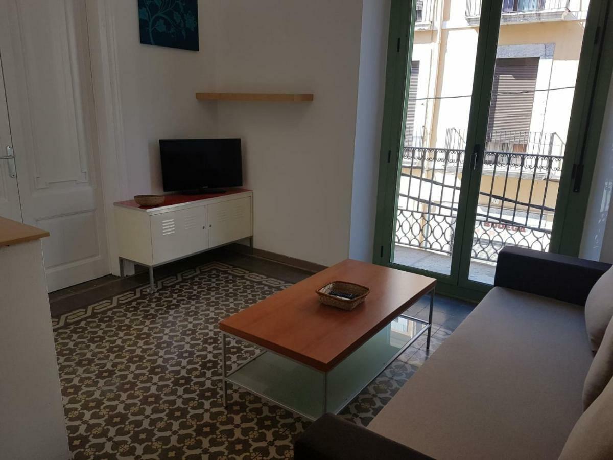 Urban Center Apartments Tarragona Esterno foto